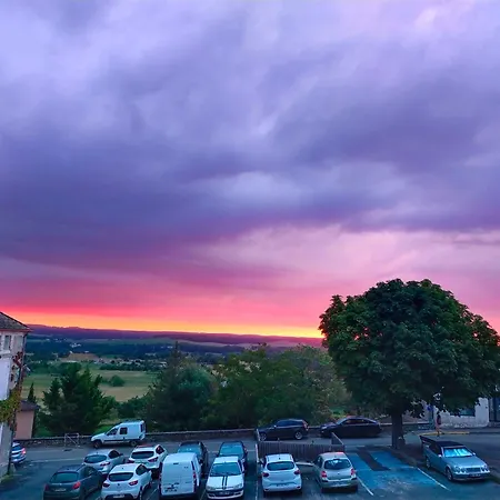 Holiday home Maison De Caractere Dans Belle Bastide